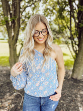 Load image into Gallery viewer, Blue Floral Print One Shoulder Top
