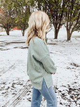 Load image into Gallery viewer, Hunter Green Henley Button Up
